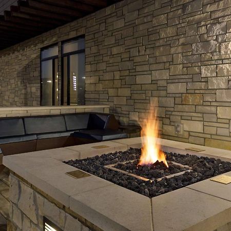 Springhill Suites By Marriott Topeka Southwest Zewnętrze zdjęcie
