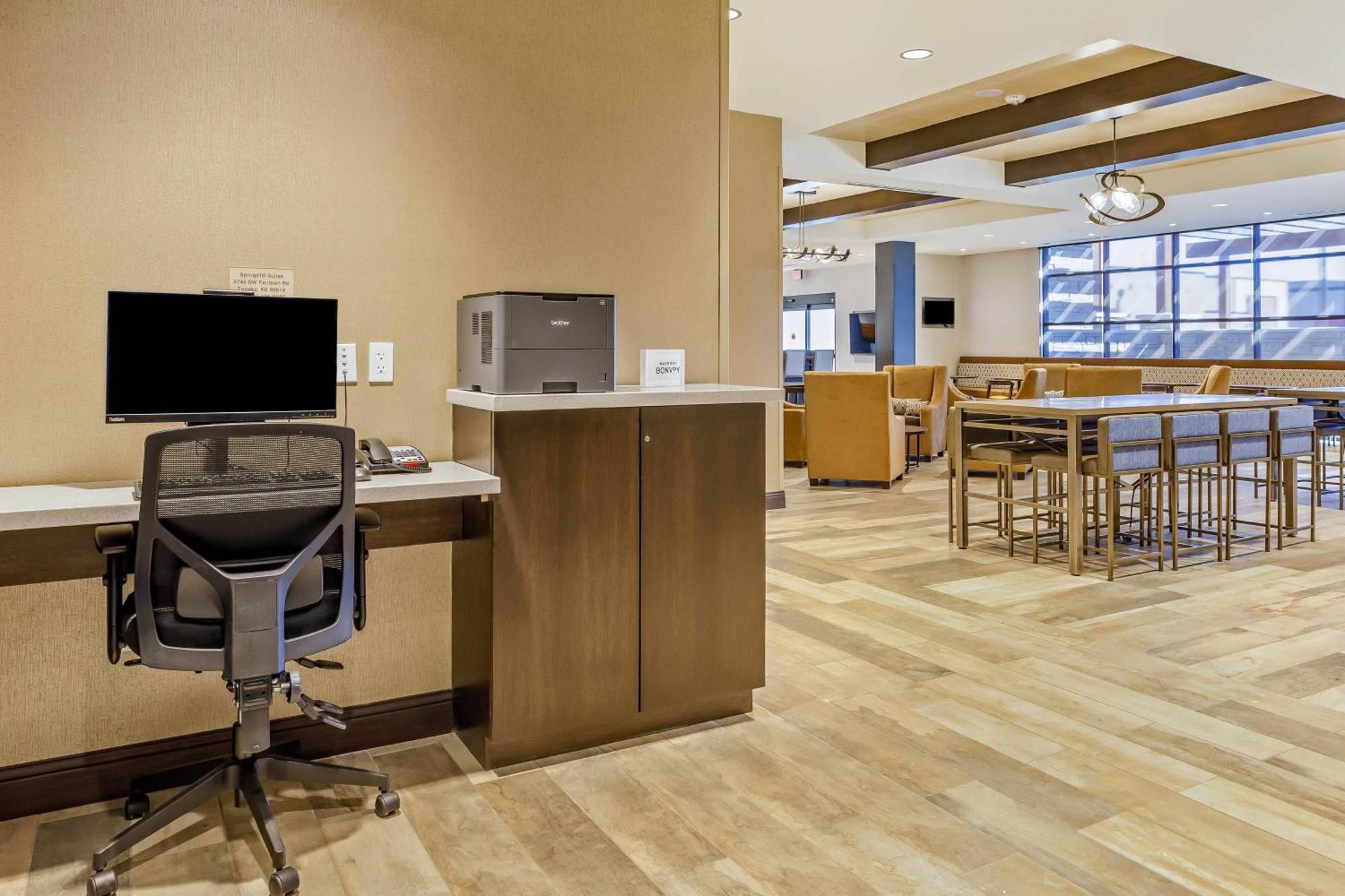 Springhill Suites By Marriott Topeka Southwest Zewnętrze zdjęcie